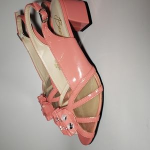 Vintage Beacon fashion and fit,women's Mid Century Modern Heels .